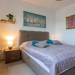 Lusi Daire Dubrovnik